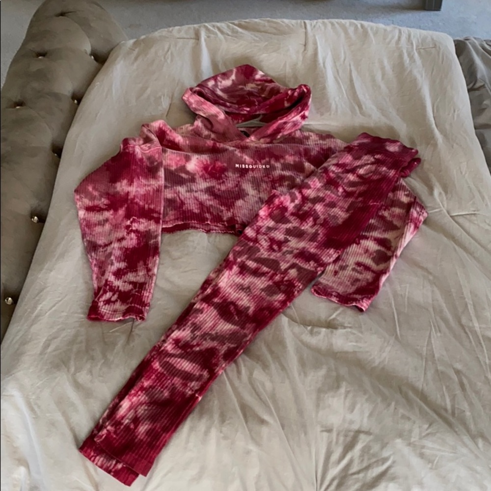 Super cute missguided tie dye set